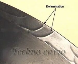 Delamination in injection molding machine