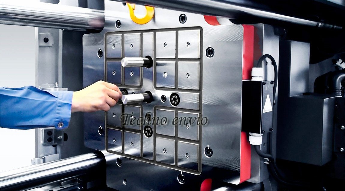 The Best Guide to Operation of Injection Molding Machines - technoenvio.com